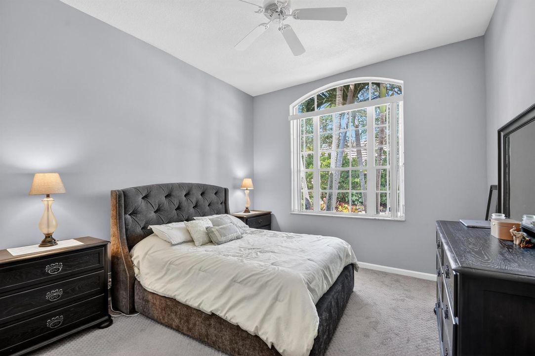 Spacious bedroom