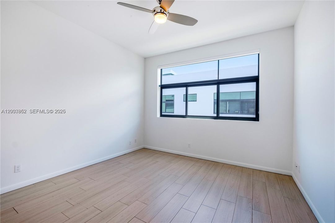 For Sale: $754,000 (3 beds, 3 baths, 1597 Square Feet)