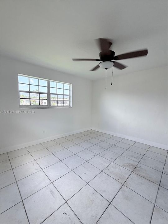 For Rent: $3,200 (4 beds, 2 baths, 1394 Square Feet)