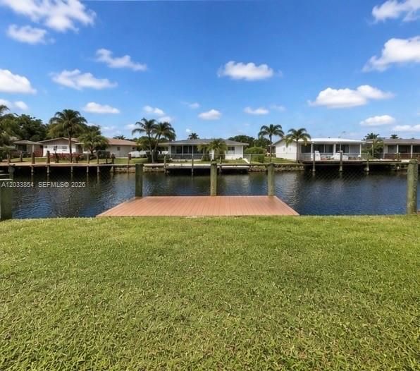 For Rent: $3,200 (4 beds, 2 baths, 1394 Square Feet)