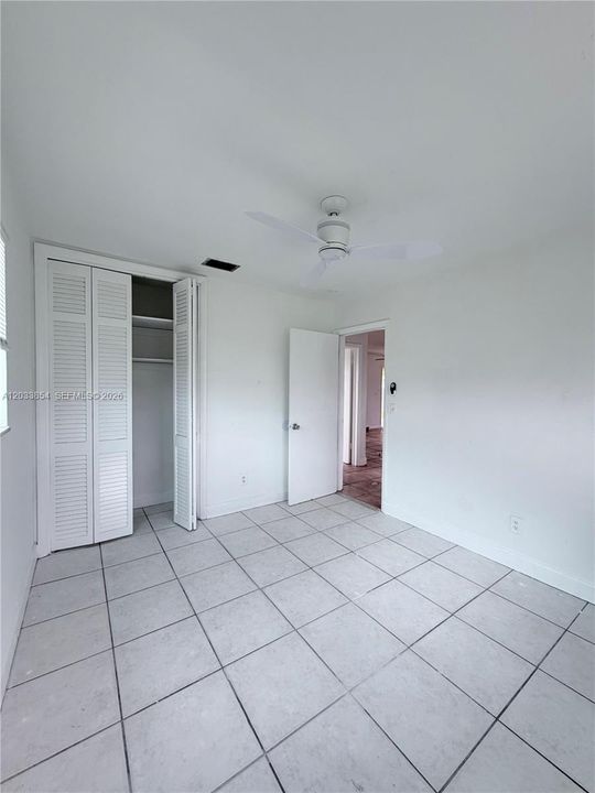 For Rent: $3,200 (4 beds, 2 baths, 1394 Square Feet)