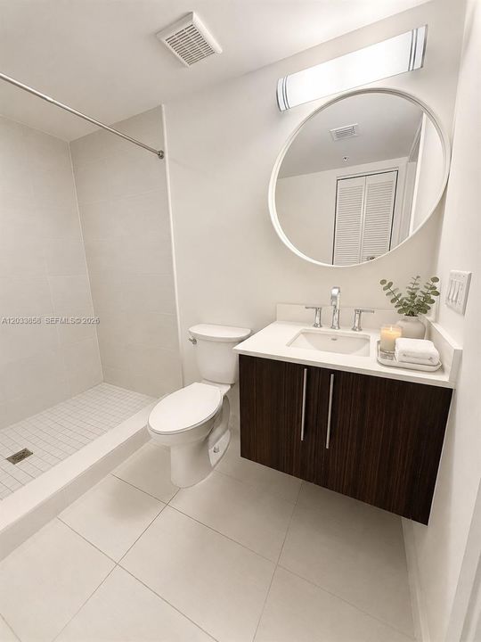 For Rent: $2,700 (1 beds, 2 baths, 989 Square Feet)