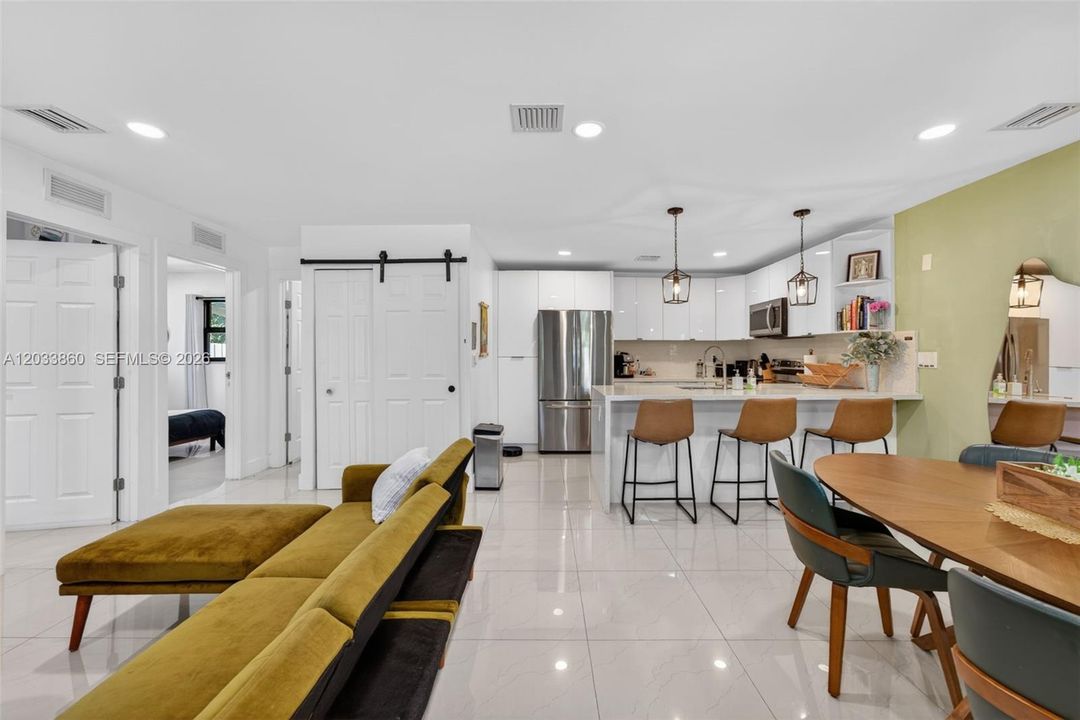 For Sale: $455,000 (3 beds, 2 baths, 1268 Square Feet)