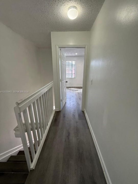 For Rent: $2,700 (3 beds, 2 baths, 1560 Square Feet)