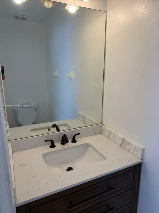 For Rent: $2,700 (3 beds, 2 baths, 1560 Square Feet)