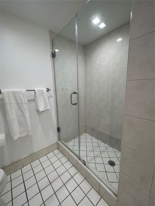 For Rent: $6,500 (2 beds, 2 baths, 1546 Square Feet)