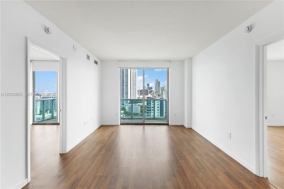 For Rent: $3,900 (2 beds, 2 baths, 1077 Square Feet)
