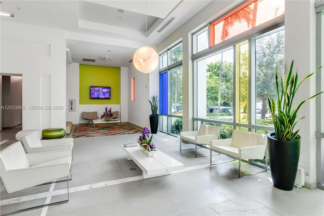 For Rent: $3,900 (2 beds, 2 baths, 1077 Square Feet)