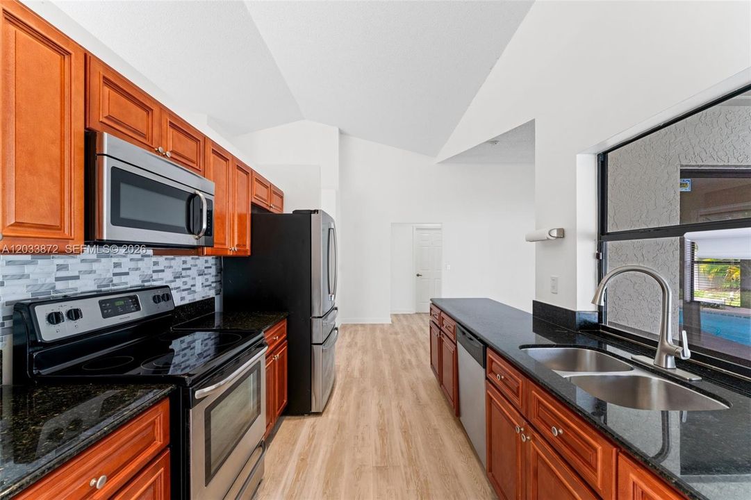 En Renta: $3,250 (3 camas, 2 baños, 1662 Pies cuadrados)