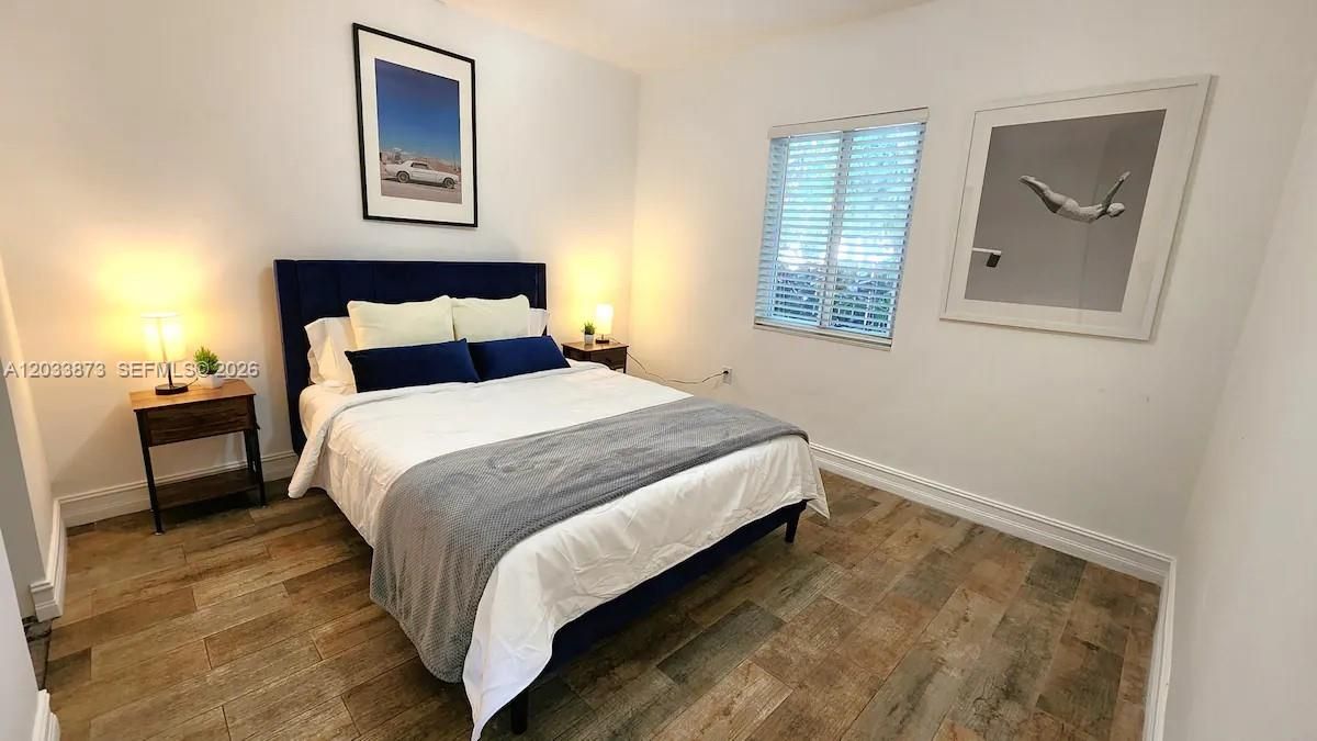 For Rent: $5,995 (3 beds, 2 baths, 1537 Square Feet)