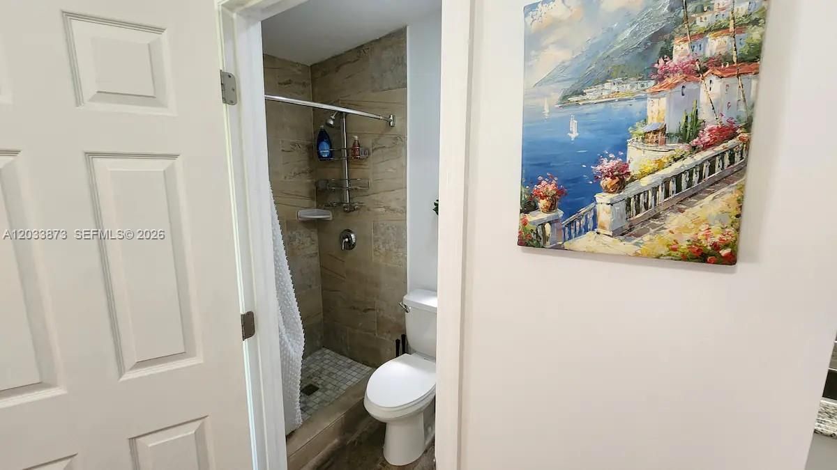 For Rent: $5,995 (3 beds, 2 baths, 1537 Square Feet)