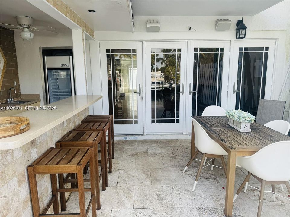 For Rent: $3,800 (2 beds, 2 baths, 1482 Square Feet)