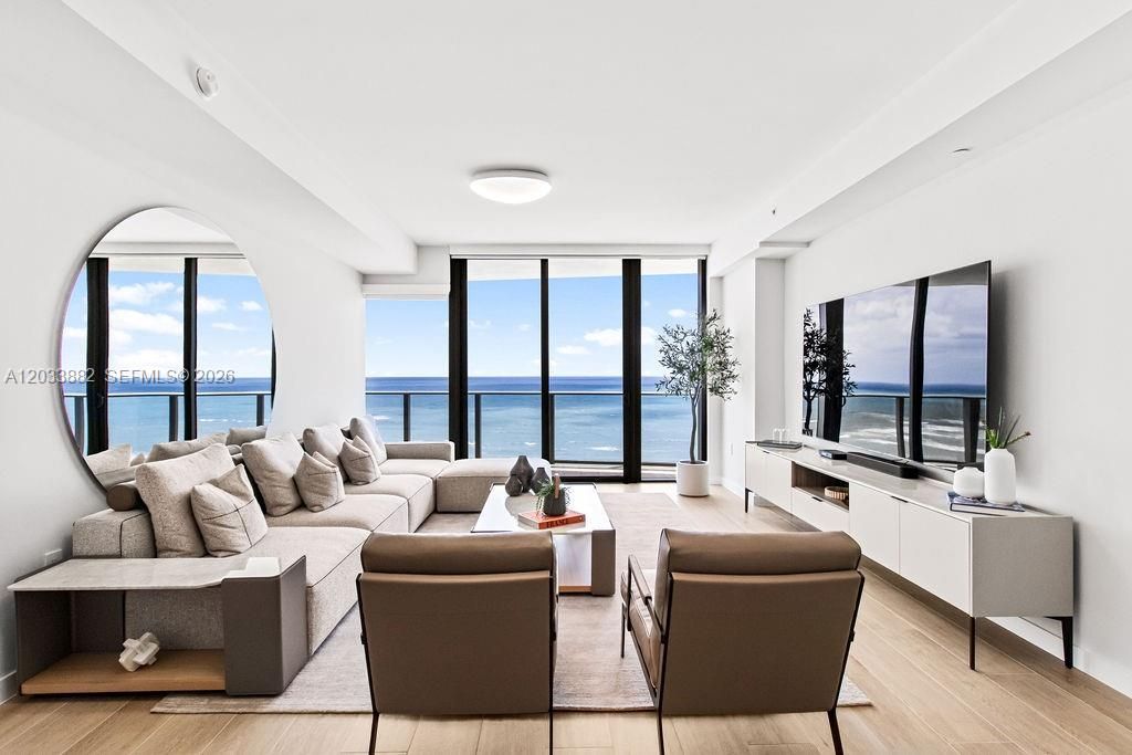 For Sale: $2,400,000 (2 beds, 2 baths, 1928 Square Feet)