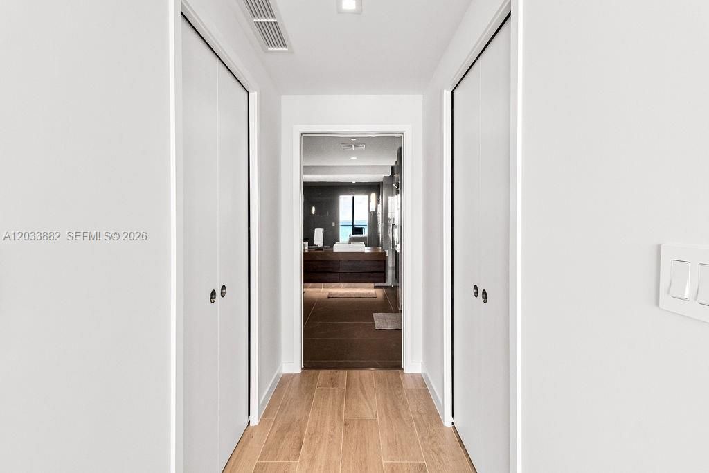 For Sale: $2,400,000 (2 beds, 2 baths, 1928 Square Feet)
