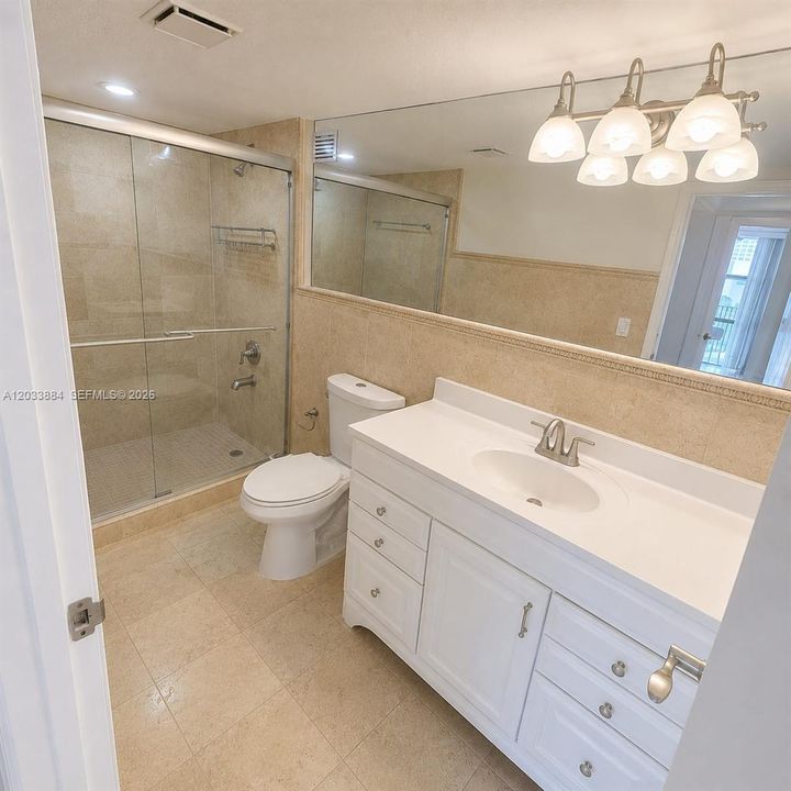 For Rent: $2,000 (1 beds, 1 baths, 875 Square Feet)