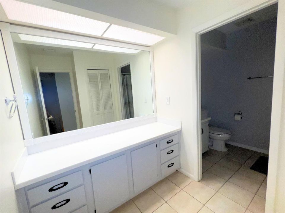 7382 Jamestown (16)