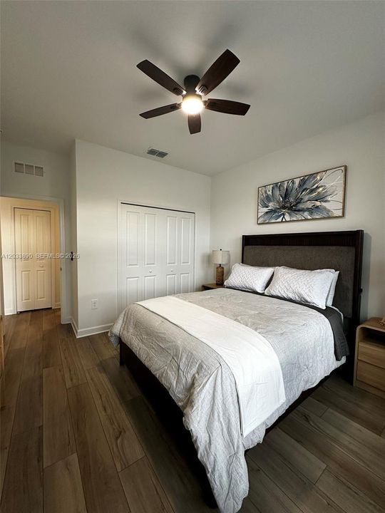 For Rent: $6,800 (6 beds, 5 baths, 3291 Square Feet)