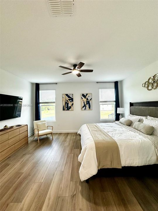 For Rent: $6,800 (6 beds, 5 baths, 3291 Square Feet)