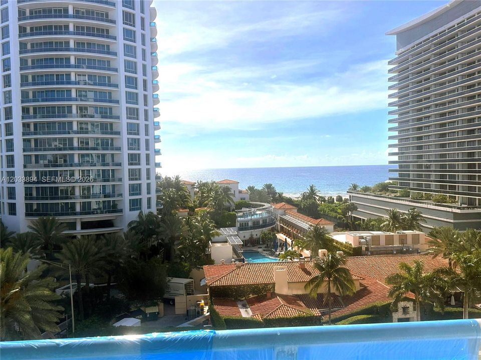 For Sale: $530,000 (2 beds, 2 baths, 970 Square Feet)