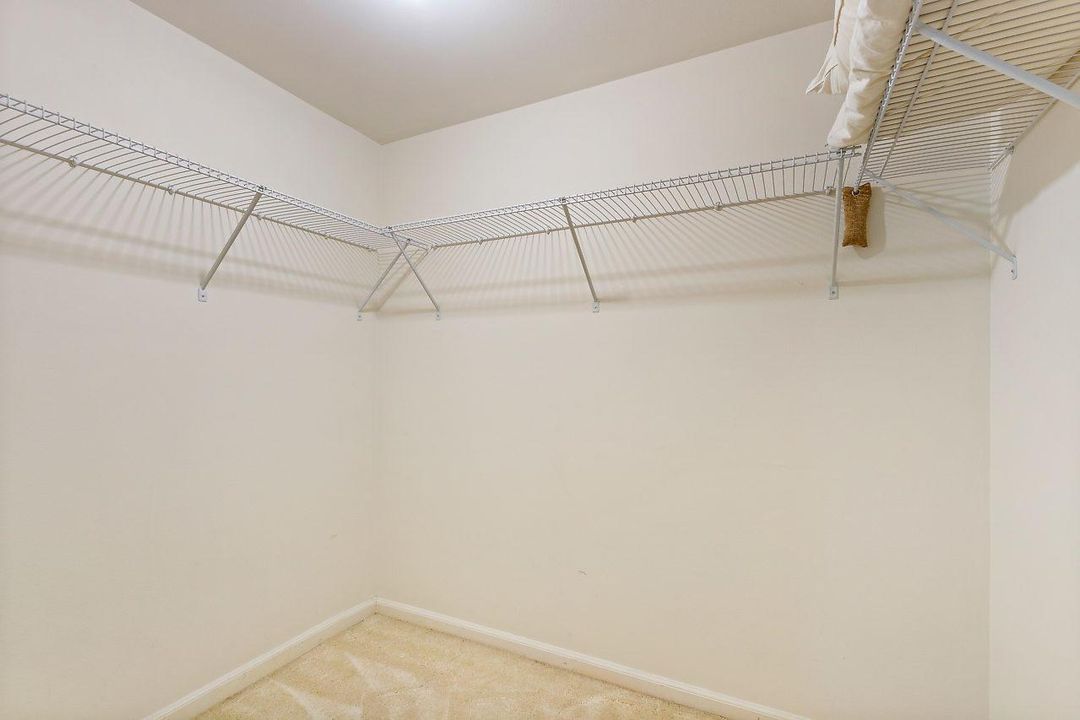 Walkincloset