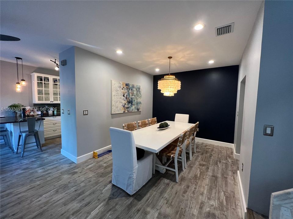 For Rent: $4,200 (3 beds, 2 baths, 1748 Square Feet)