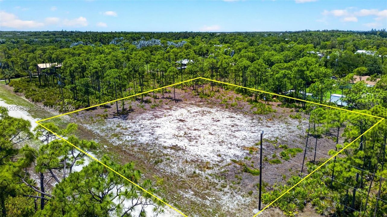 En Venta: $115,000 (1.02 acres)