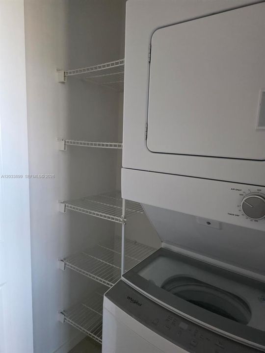 For Rent: $2,950 (3 beds, 2 baths, 1500 Square Feet)