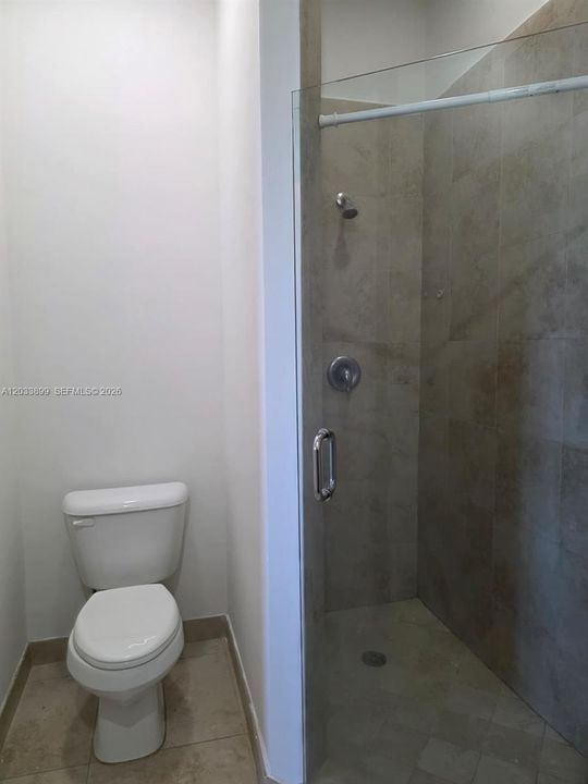 For Rent: $2,950 (3 beds, 2 baths, 1500 Square Feet)