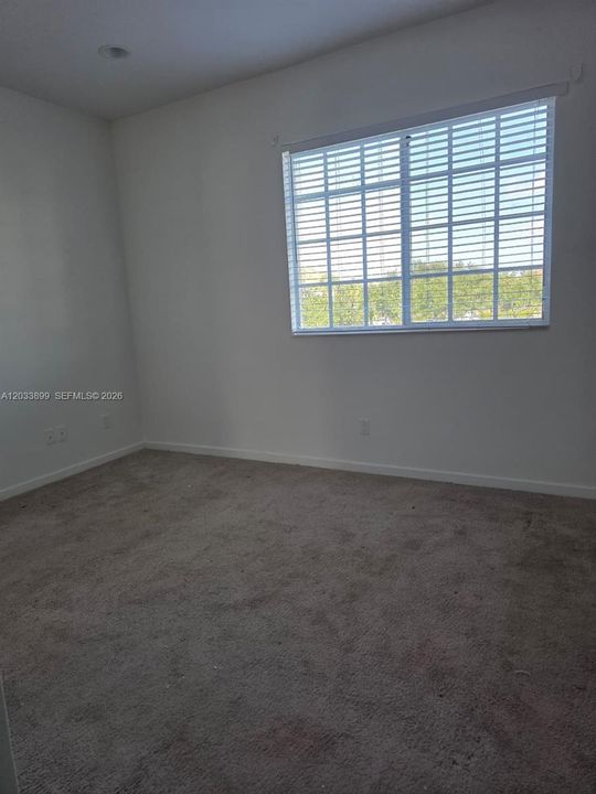 For Rent: $2,950 (3 beds, 2 baths, 1500 Square Feet)