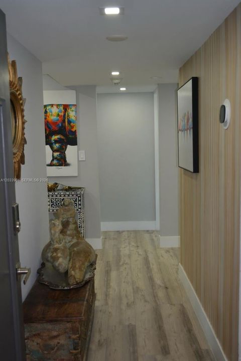For Rent: $6,990 (3 beds, 2 baths, 1550 Square Feet)
