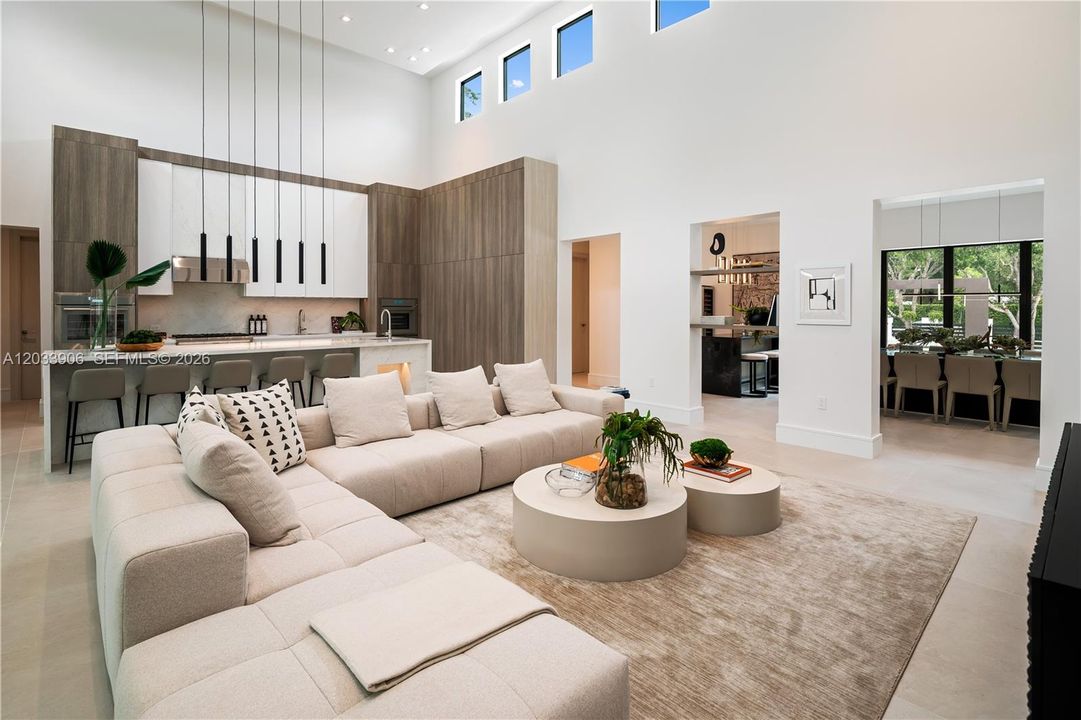На продажу: $4,995,000 (5 спален, 6 ванн, 5024 Квадратных фут)