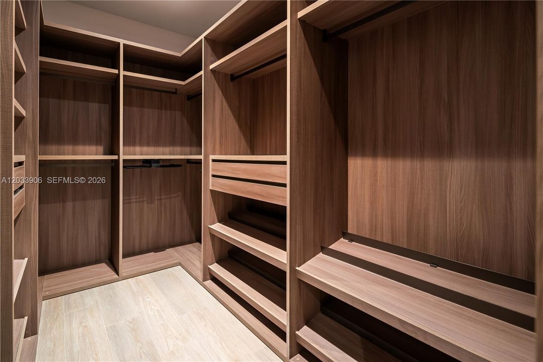 На продажу: $4,995,000 (5 спален, 6 ванн, 5024 Квадратных фут)