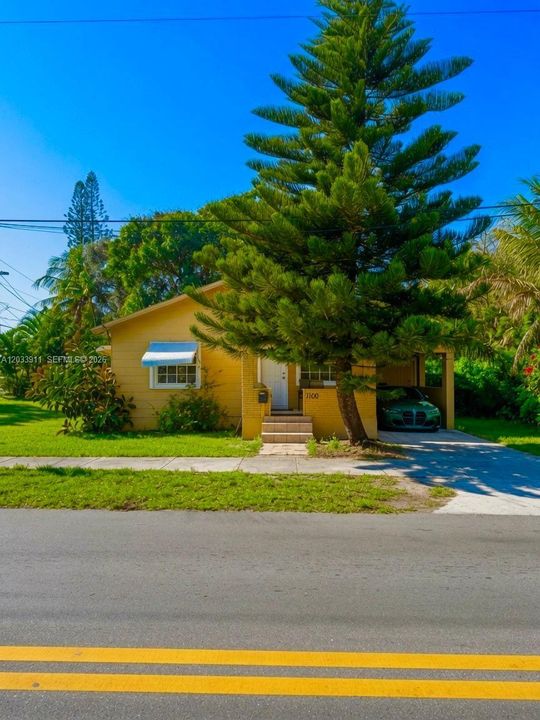 For Sale: $459,999 (3 beds, 2 baths, 1110 Square Feet)