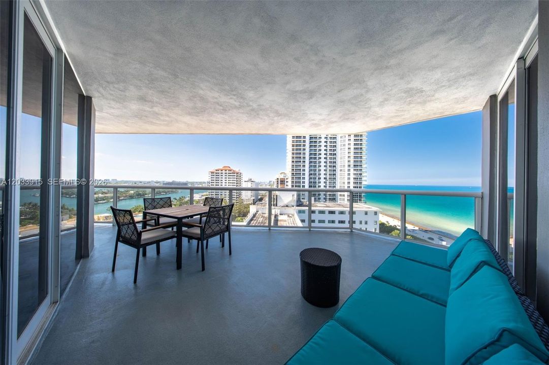 For Rent: $6,950 (2 beds, 2 baths, 1250 Square Feet)