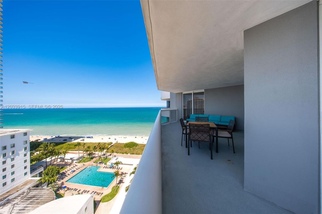 For Rent: $6,950 (2 beds, 2 baths, 1250 Square Feet)