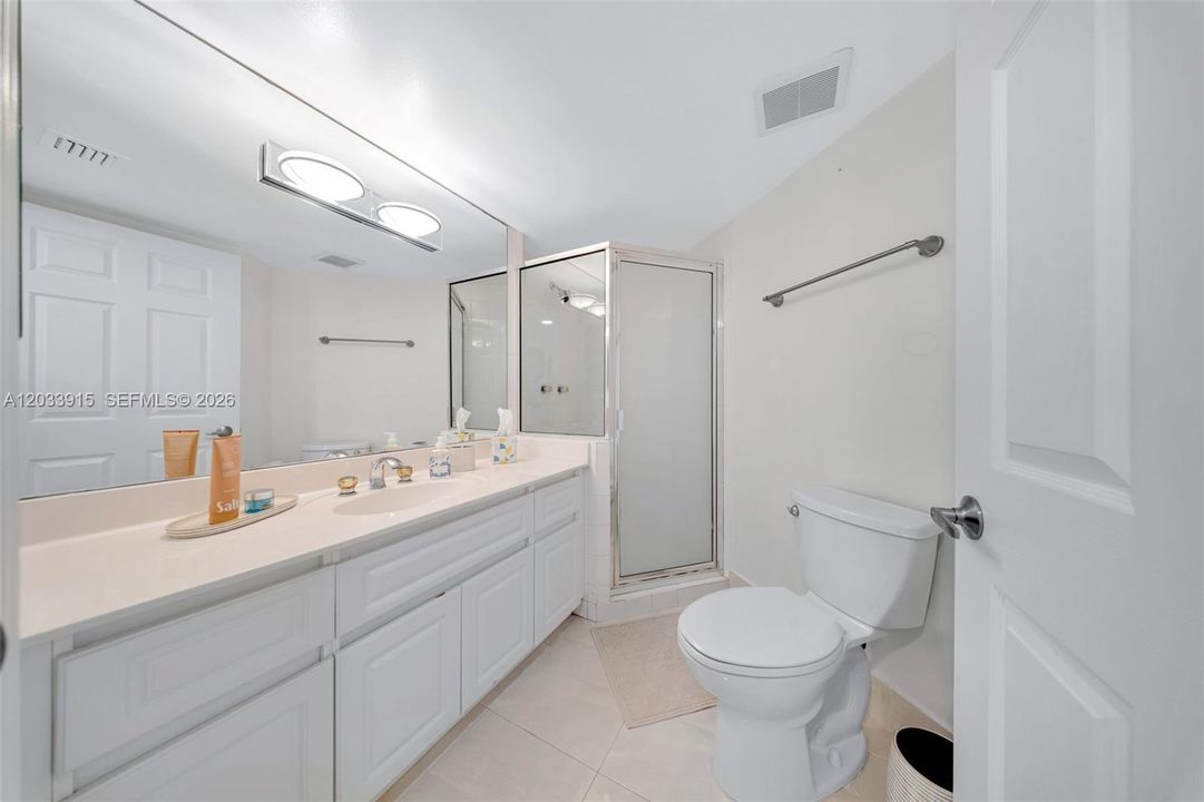 For Rent: $6,950 (2 beds, 2 baths, 1250 Square Feet)