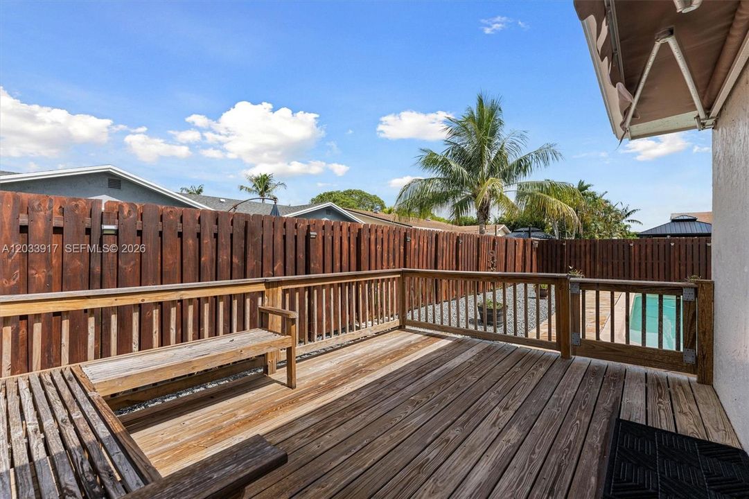 На продажу: $559,900 (3 спален, 2 ванн, 1547 Квадратных фут)