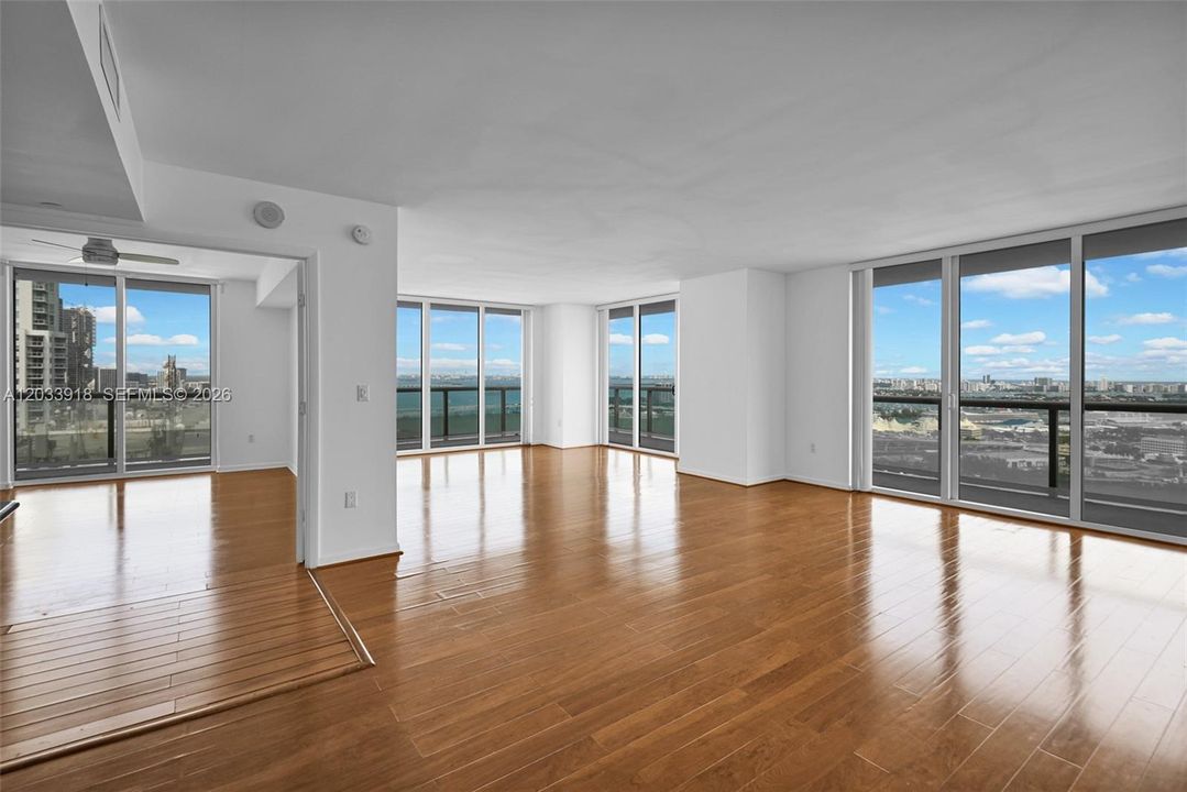 В аренду: $6,599 (3 спален, 2 ванн, 1789 Квадратных фут)