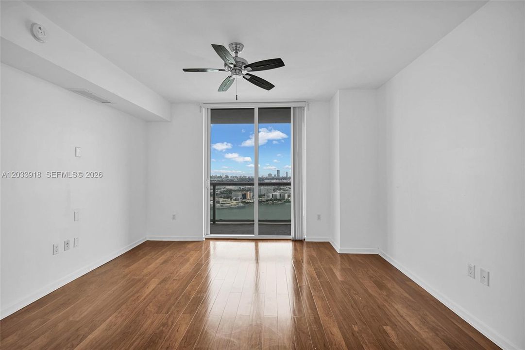 В аренду: $6,599 (3 спален, 2 ванн, 1789 Квадратных фут)