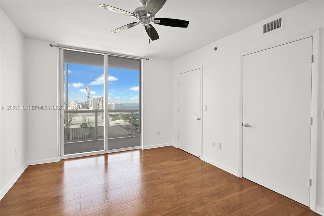 В аренду: $6,599 (3 спален, 2 ванн, 1789 Квадратных фут)