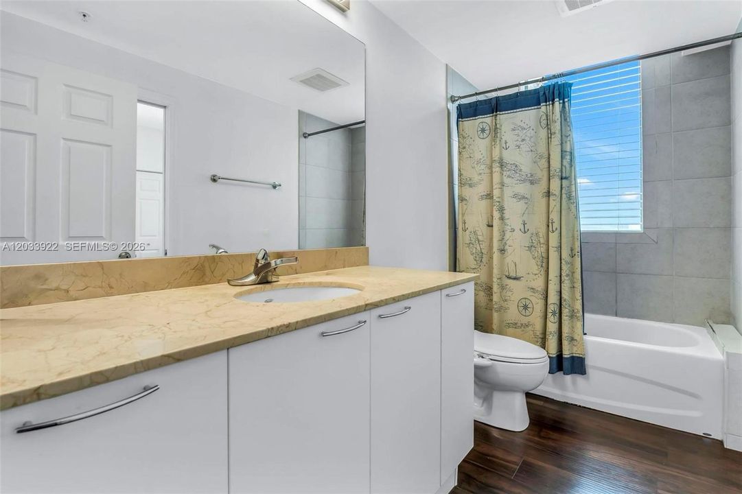 For Sale: $360,000 (3 beds, 2 baths, 1522 Square Feet)