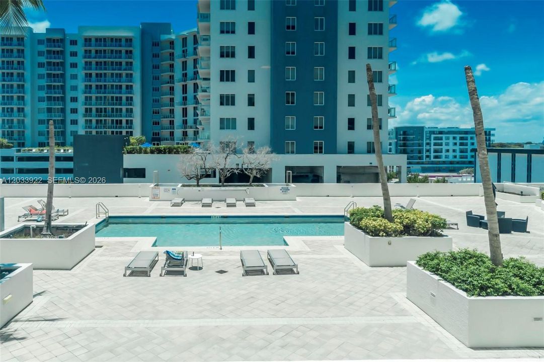 For Sale: $360,000 (3 beds, 2 baths, 1522 Square Feet)