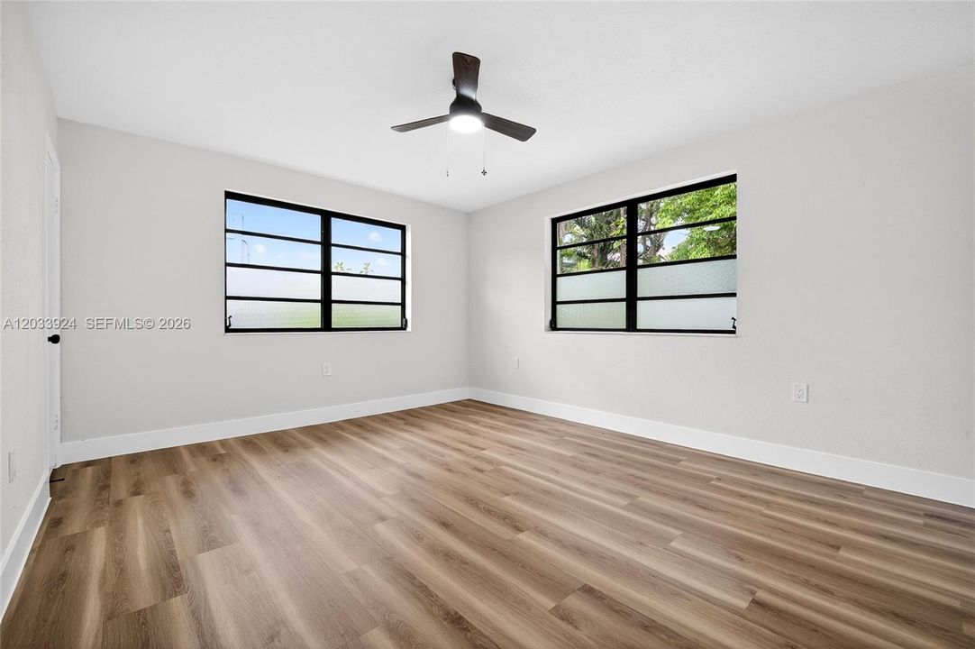 En Venta: $750,000 (6 camas, 4 baños, 2193 Pies cuadrados)