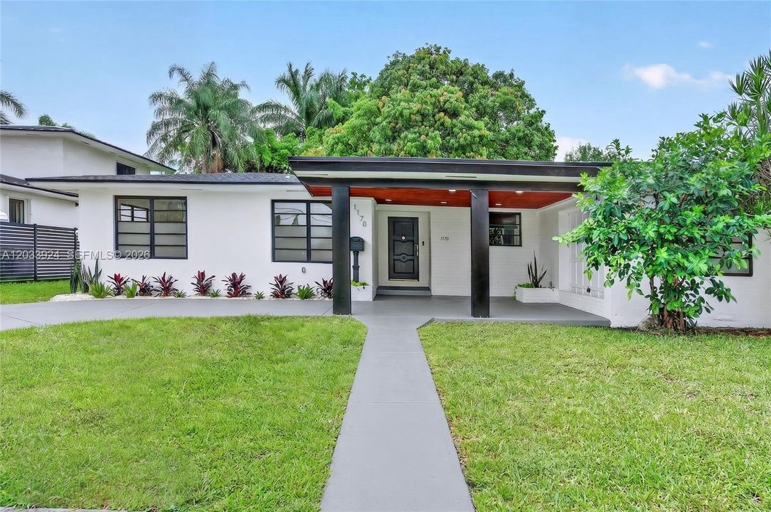 En Venta: $750,000 (6 camas, 4 baños, 2193 Pies cuadrados)