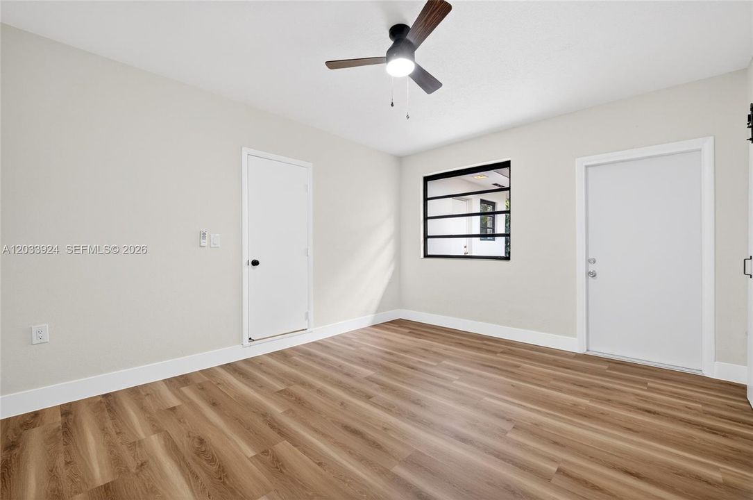 En Venta: $750,000 (6 camas, 4 baños, 2193 Pies cuadrados)