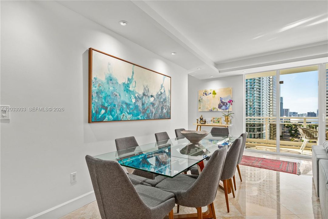 For Rent: $15,000 (3 beds, 2 baths, 1944 Square Feet)