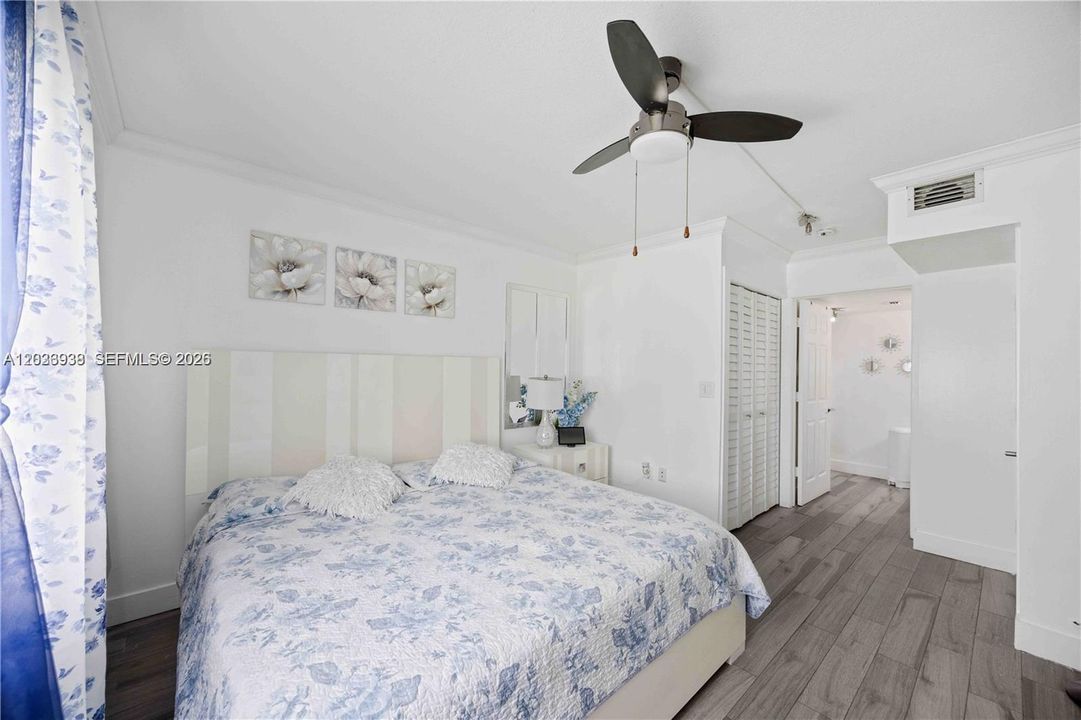 В аренду: $2,850 (3 спален, 2 ванн, 1090 Квадратных фут)
