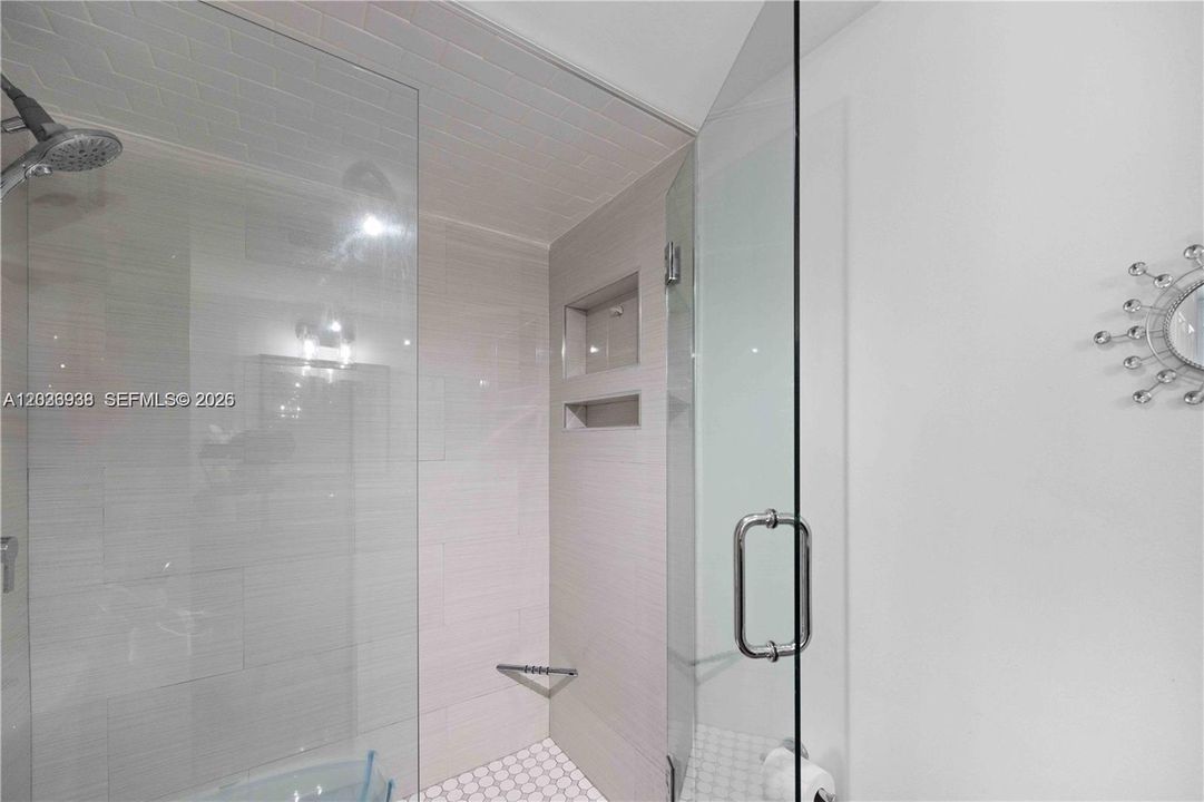 В аренду: $2,850 (3 спален, 2 ванн, 1090 Квадратных фут)