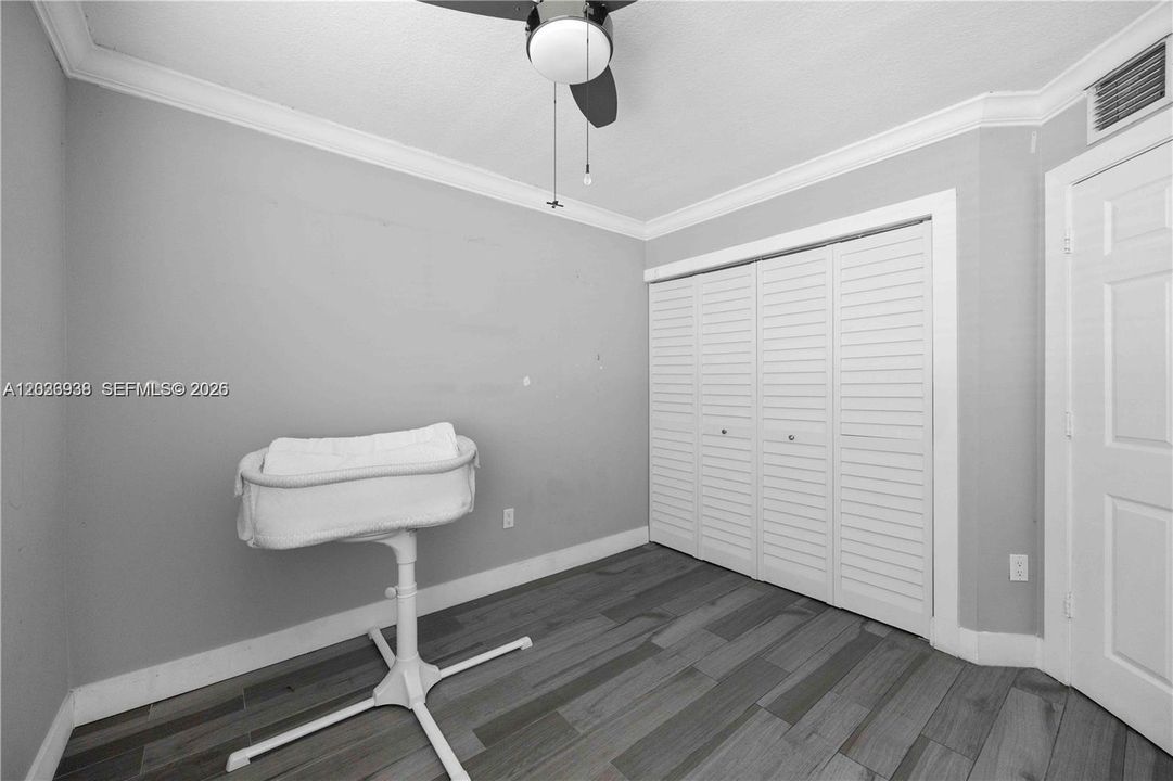 В аренду: $2,850 (3 спален, 2 ванн, 1090 Квадратных фут)