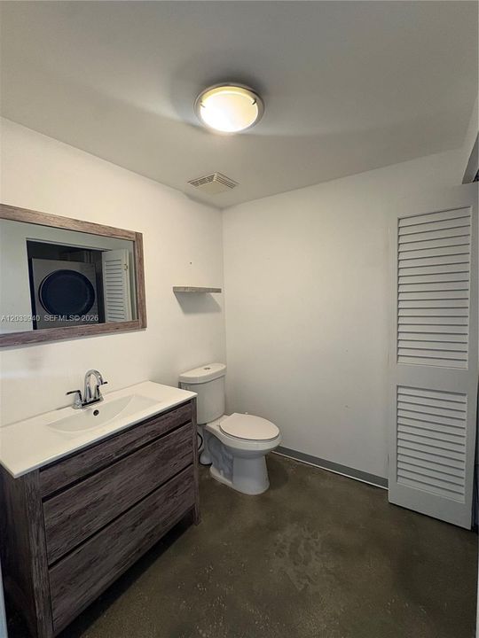 For Sale: $395,000 (0 beds, 1 baths, 795 Square Feet)